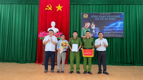 UBND xã Ân Hảo tổ chức buổi ra mắt mô hình “Đồng hành phản ánh - Gìn giữ an ninh”