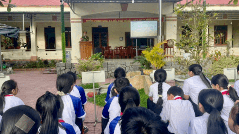 UBND xã Ân Hảo tổ chức tuyên truyền, trải nghiệm, thực hành chữa cháy và cứu nạn, cứu hộ tại trường THCS Ân Hảo Tây